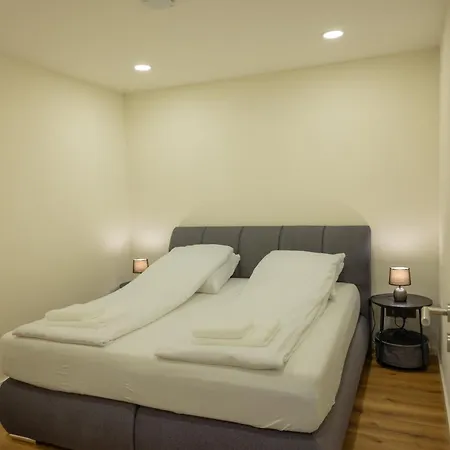 Apartamento M4 New Friburgo em Brisgóvia